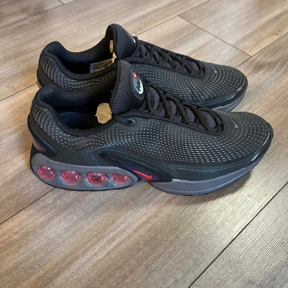 Nike Air Max Dn Black Dark Smoke Grey DV3337-008 Mens Size 9 Sneakers